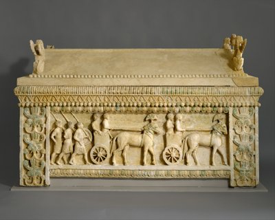 Sarcophage en calcaire : le sarcophage d