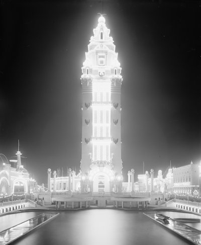 Dreamland la nuit, Coney Island, New York, vers 1905 (photo n/b) - Detroit Publishing Co.