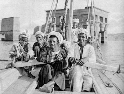 Bateliers berbères, île inondée de Philae, Égypte - Donald McLeish