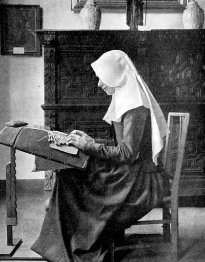 Nonne faisant de la dentelle, Bruges, Belgique, 1936 - Donald McLeish
