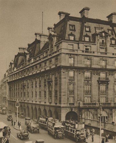 Le Ritz sur le site des hôtels de nombreuses générations - Donald McLeish