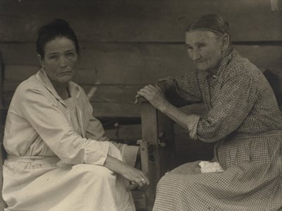 [Arminda Tante Mindy Anderson Curtis, et amie], 1930-1934 (tirage au platine) - Doris Ulmann