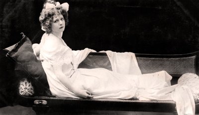 Mabel Love 1874-1953, actrice et danseuse anglaise, début du 20e siècle - Dover Street Studios