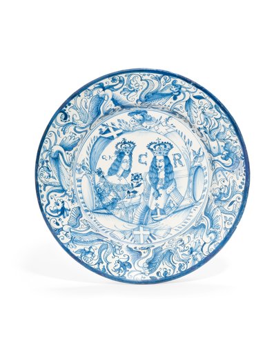 Plat de portrait royal bleu et blanc de Delft, c. 1662-85 - Dutch School