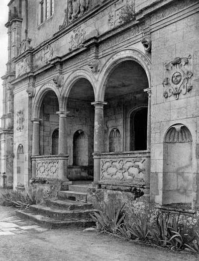 La loggia, Cranborne Manor House, Dorset, 1924-1926 - E. Bastard