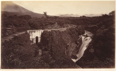 Chutes de la Michatoy--Palin, Guatemala - Eadweard Muybridge