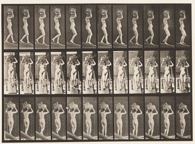Planche 123. Descendre une pente, panier de 20 lb sur la tête, mains levées, 1872-1885 - Eadweard Muybridge