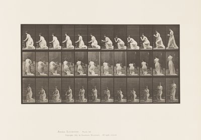 Planche 253. À genoux, coudes sur une chaise, mains jointes - Eadweard Muybridge