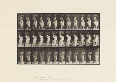 Planche 35. Marche, portant un enfant - Eadweard Muybridge
