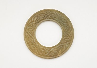 Pendentif - Eastern Zhou Dynasty Chinese School