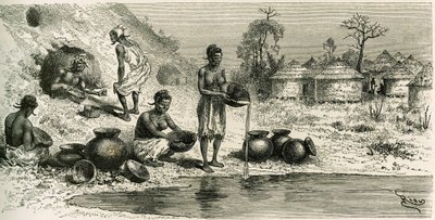 Femmes du village de Koumakhana lavant de l