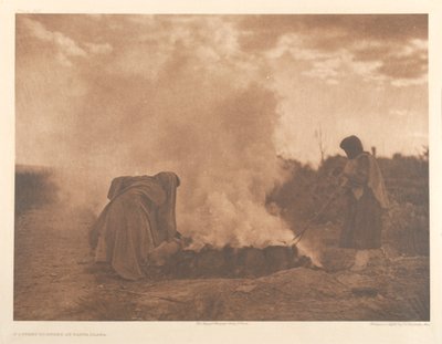 Brûleurs de poterie à Santa Clara - Edward S. Curtis