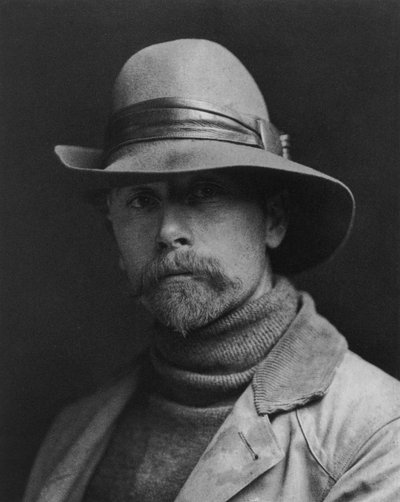 Edward S. Curtis, photographe américain qui a travaillé sous le patronage de John Pierpont Morgan, il s
