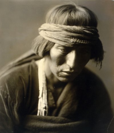 Hastobiga, homme-médecine Navajo - Edward Sheriff Curtis