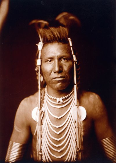Guerrier indien : Ben Long Ear c. 1905, photo Edward S. Curtis - Edward Sheriff Curtis