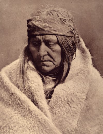 Deux Ours, femme piegan - Edward Sheriff Curtis