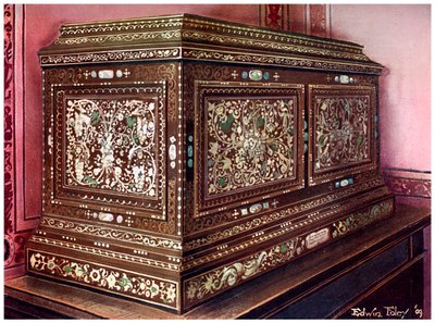 Coffret à bijoux incrusté en noyer avec façade, côtés et dessus à panneaux, 1910 - Edwin Foley