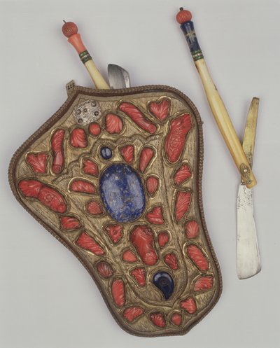 Paire de rasoirs avec supports, trouvés sur le champ de bataille d