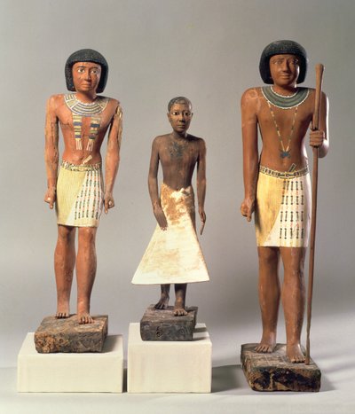 Trois statues de Metjetji, possiblement de Saqqarah, Ancien Empire, fin de la dynastie V à début de la dynastie VI (vers 2360-2340 av. J.-C.) (bois peint, pierre, gesso et métal) - Egyptian