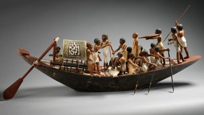 Modèle de bateau de sport de la tombe de Meketre, c.1981-1975 av. J.-C. (bois plâtré et peint, lin, ficelle de lin, cuivre) - Egyptian 12th Dynasty
