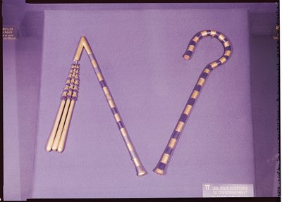 Le sceptre et le fléau, de la tombe de Toutankhamon (vers 1370-1352 av. J.-C.) Nouvel Empire - Egyptian 18th Dynasty
