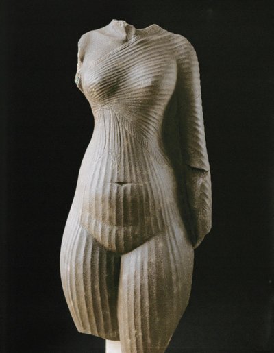 Torse féminin, probablement Néfertiti, épouse du pharaon ... - Egyptian 18th Dynasty