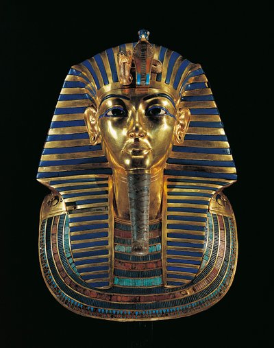 Masque funéraire en or de Toutankhamon (1347/1338 av. J.-C.) incrusté de lapis-lazuli, obsidienne et turquoise - Egyptian 18th Dynasty