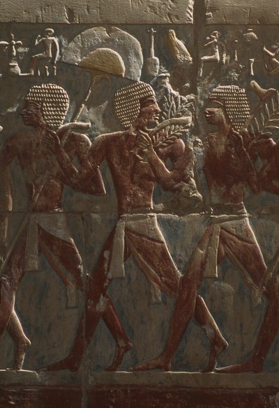 Relief représentant un défilé en l