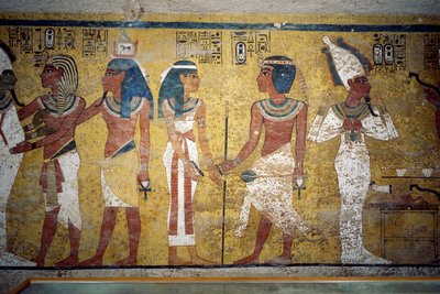 Toutankhamon devant Osiris, pharaon devant la déesse Nout et Ay effectuant la cérémonie d
