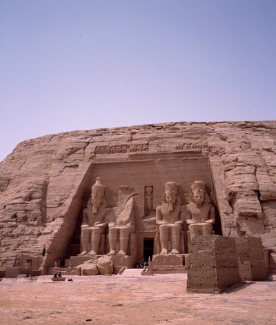 Antiquité égyptienne : Colosse du Temple de Ramsès II. 1271-1256 av. J.-C. Abu Simbel, Assouan, Égypte - Egyptian 19th Dynasty