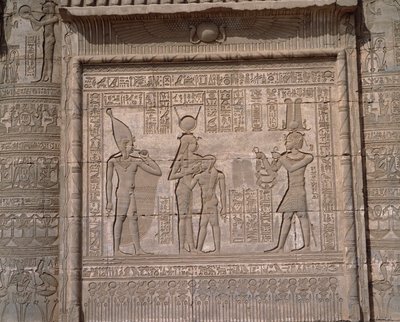 Antiquité égyptienne : vue des bas-reliefs du temple de la déesse Hathor à Denderah - Egyptian Egyptian