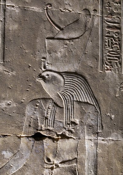 Horus avec la couronne brisée, Temple d