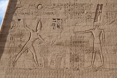 Scène du massacre des ennemis, temple d