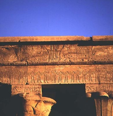 Architrave, du Temple d