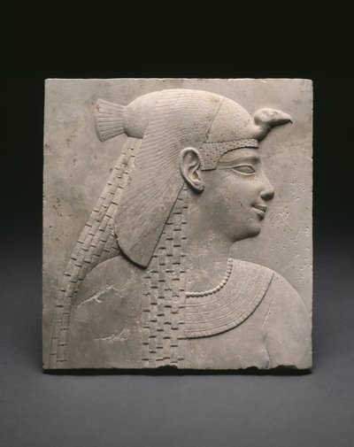 Plaque en relief représentant une reine ou une déesse, période ptolémaïque - Egyptian Ptolemaic Period