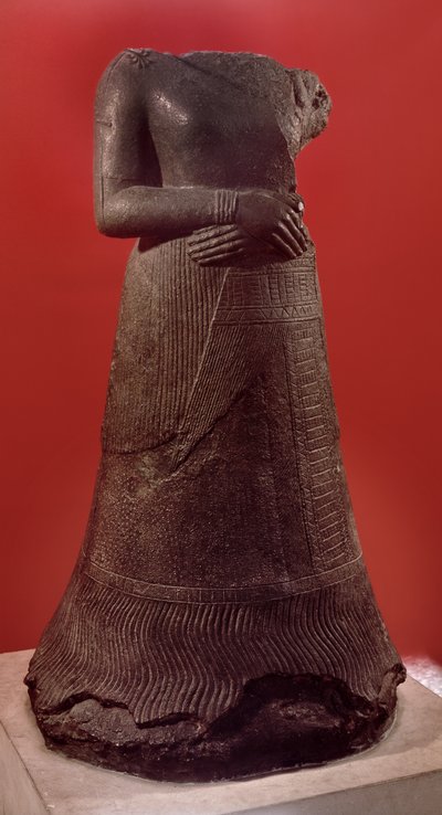 Statue de Napirasu, épouse du roi élamite Untash-Napirisha, c.1340-1300 av. J.-C. - Elamite