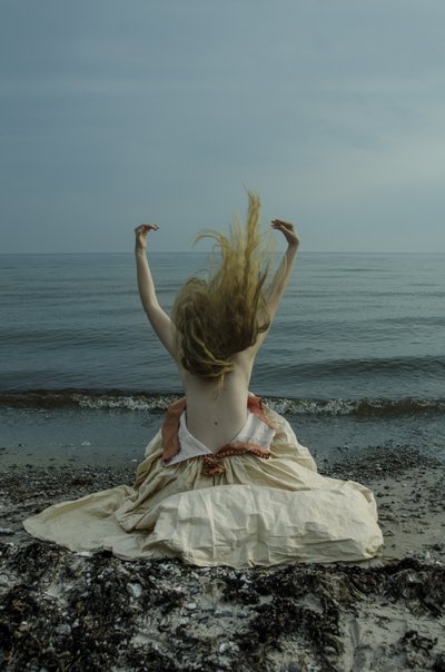 Curse the sea, 2016 - Elinleticia Högabo