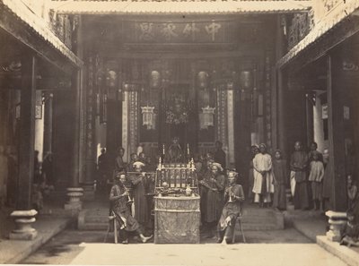 Cérémonie religieuse dans la Pagode Chinoise de Cholen, Saïgon, Cochinchine, 1866 - Emile Gsell