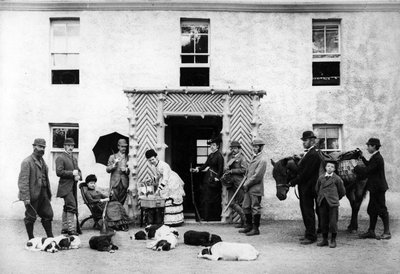 Partie de chasse dans une maison de campagne, vers 1890 - English Photographer