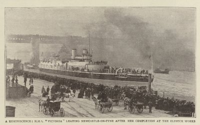 Un souvenir, HMS Victoria quittant Newcastle-on-Tyne après son achèvement aux chantiers Elswick - English Photographer