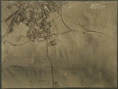Photographie aérienne avec tranchées de la Première Guerre mondiale, 1917 - English Photographer