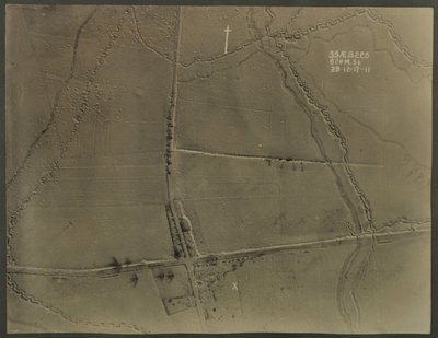 Photographie aérienne avec tranchées de la Première Guerre mondiale, 1917 - English Photographer