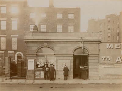 Gare de Baker Street, entrée est, Marylebone Road, Londres; photographie prise en mai 1908 - English Photographer