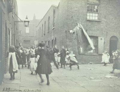 Bishops Court : vue générale, Londres, 1899 - English Photographer