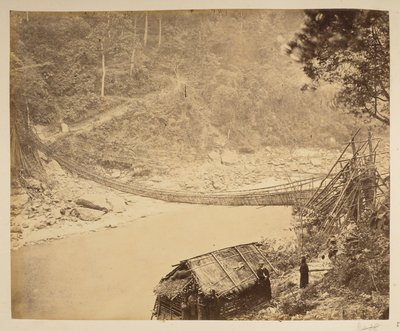 Pont suspendu en canne sur la Teesta, en direction de Bhootan. Vues de Darjeeling. 1870s - English Photographer