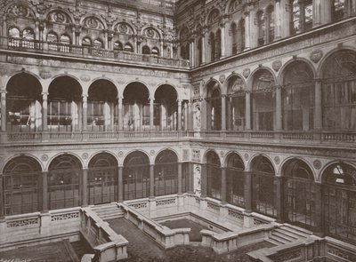Cour centrale du bureau des Indes - English Photographer
