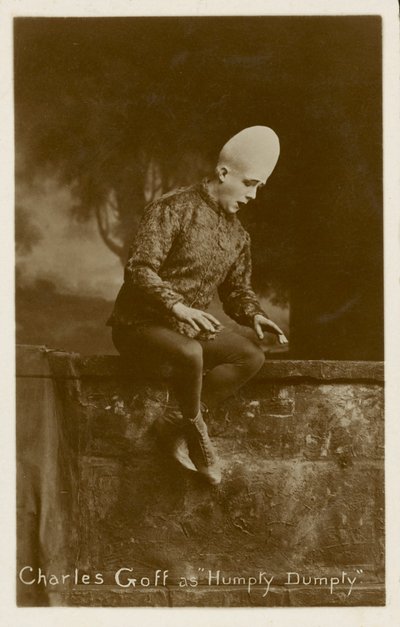 Charles Goff en Humpty Dumpty - English Photographer