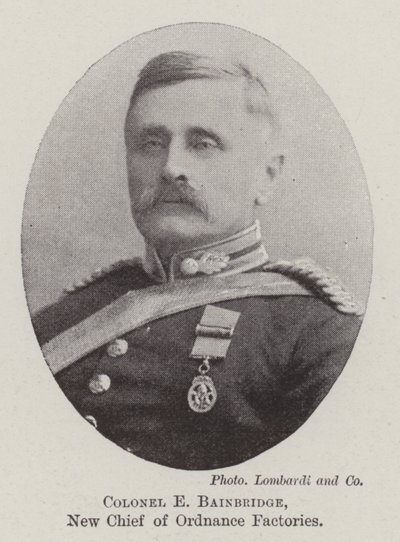 Colonel E Bainbridge, nouveau chef des usines d