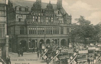 Crown Hotel, Cricklewood - English Photographer