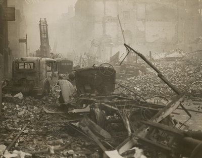 Dégâts dans la ville de Londres - English Photographer